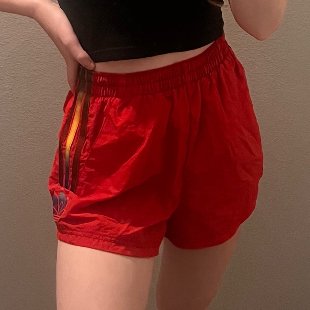 NWT Women’s Adidas Shorts (size xs), RARE - Picture 7 of 7